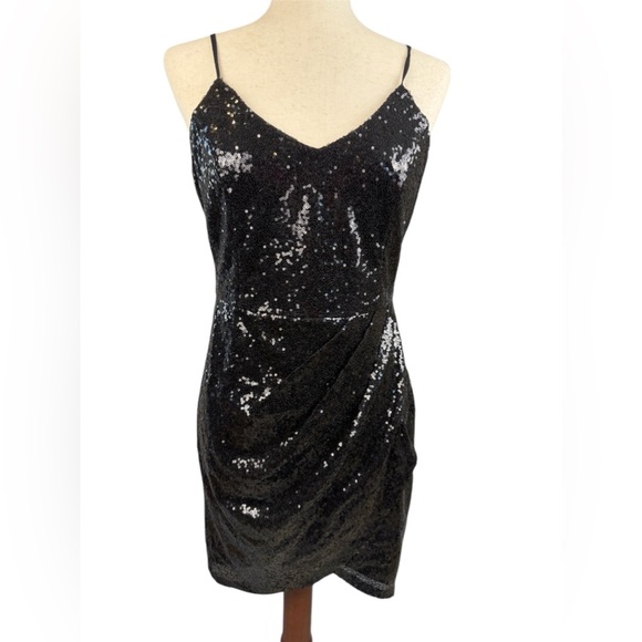 Lulus forever your girl black sequined body con dress size large preowned - Picture 3 of 8